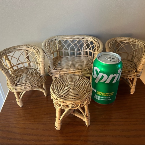 Mini rattan furniture set - Picture 4 of 4
